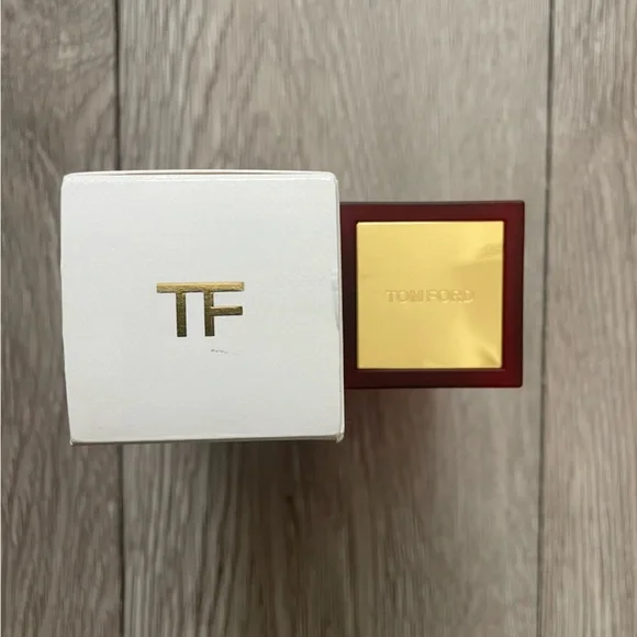 Tom ford JASMIN ROUGE EAU DE TOILETTE
VAPORISATEUR SPRAY 50 ml - Picture 4 of 5